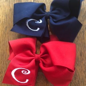 Letter C monogrammed hair bows. Red and blue. 5 inch